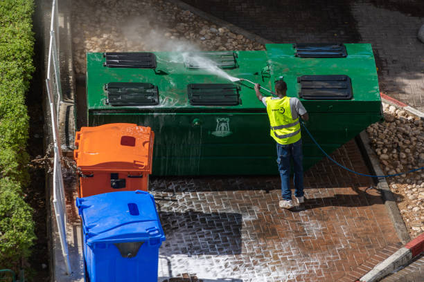 Best Garage Pressure Washing  in Fairbury, NE